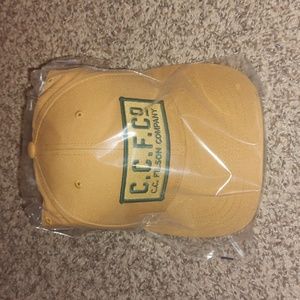 C.C Filson Company Logger Hat Cap Harvest Gold Strapback NWT